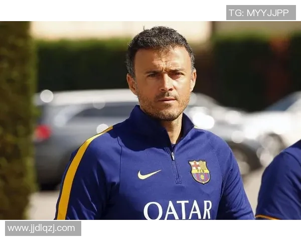 恩里克：输给拜仁后看到更多活跃方面，对冬窗引援持敞开情绪